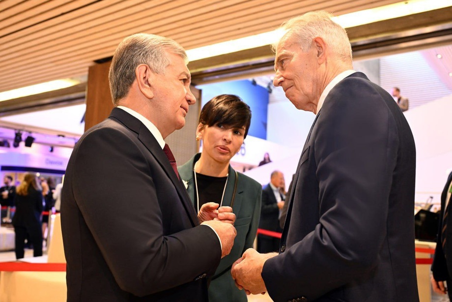 Президент Давосда қатор сиёсатчилар билан суҳбатлашди: маълумотлар