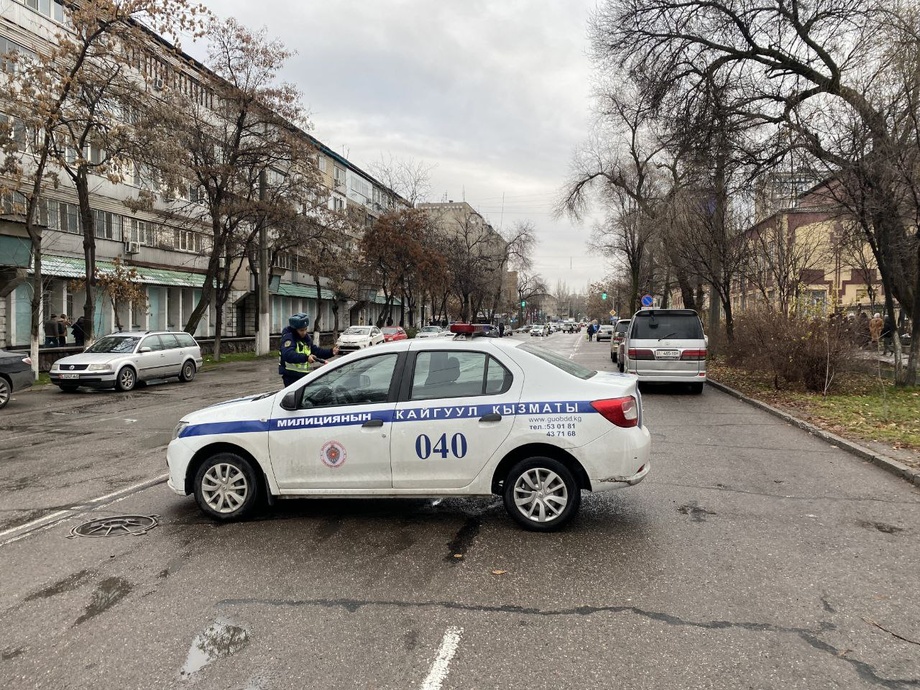 Qirg‘izistondagi maktablarning biriga bomba o‘rnatilgani haqida xabar tarqaldi