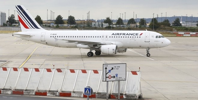 Самолёт Air France аварийно сел в Токио