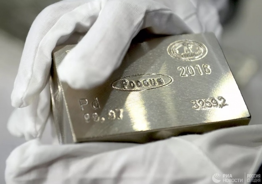 Эксперты рассказали, какой металл будет дорожать быстрее золота