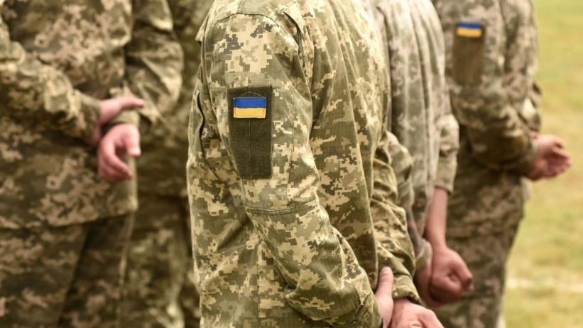 Украина вернула тела еще 17 погибших военных