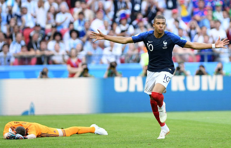 Франция обыграла Аргентину и вышла в четвертьфинал ЧМ-2018 по футболу