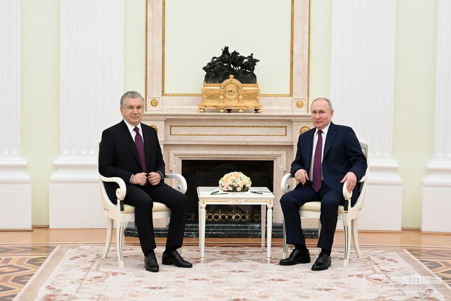 Шавкат Мирзиёев и Владимир Путин провели встречу в Кремле