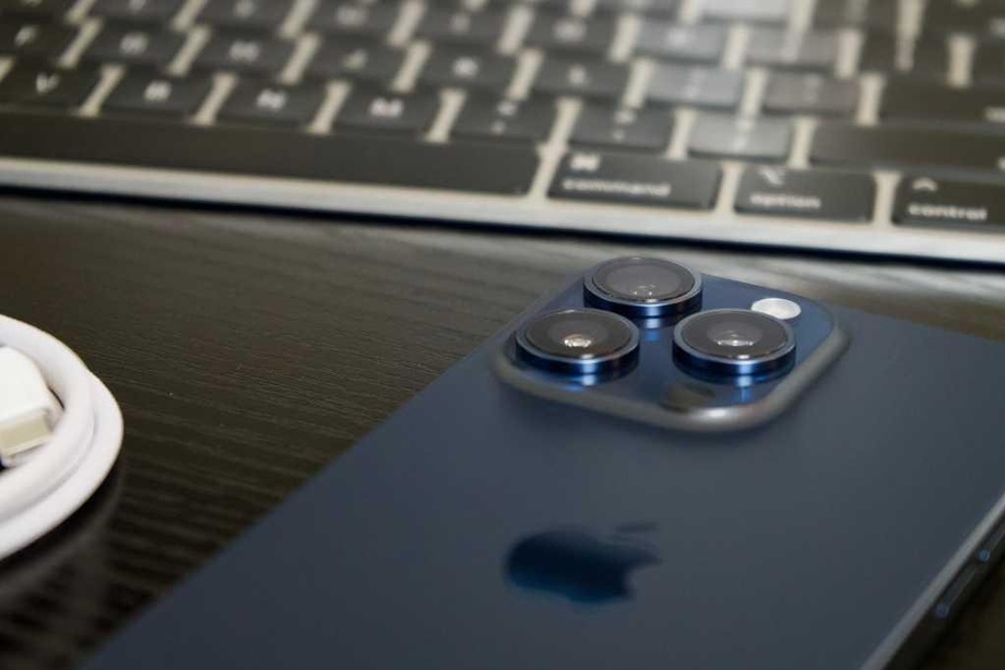 С 5-летней задержкой iPhone копирует еще одну функцию Samsung-появится видеосъемка 8K