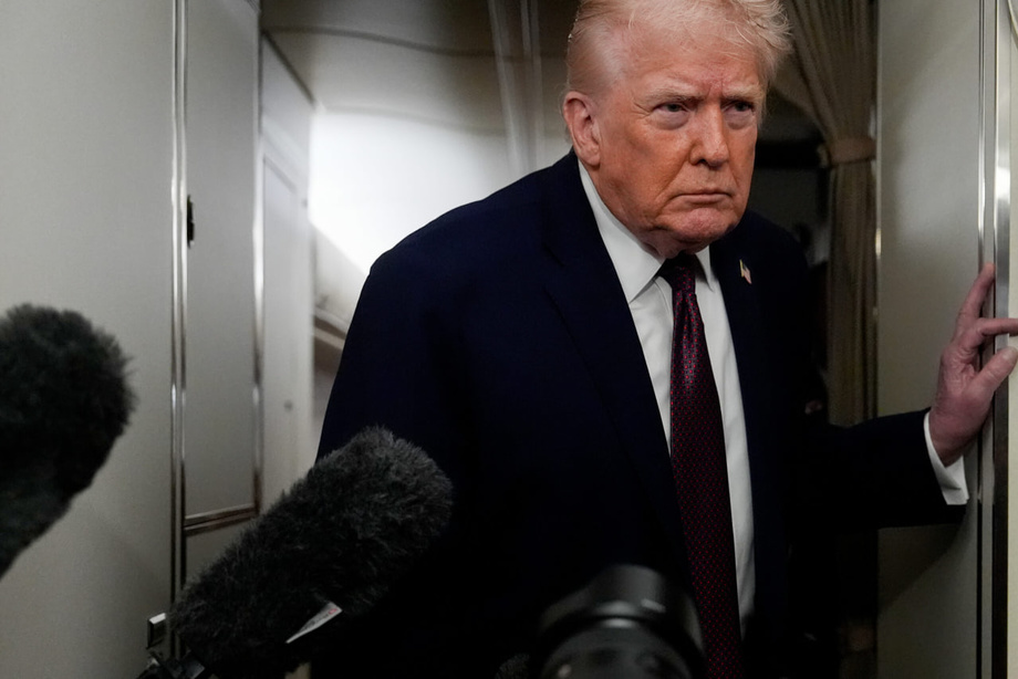 Трамп Эрон билан савдо қилувчи мамлакатларга 25 фоизли бож жорий қилди