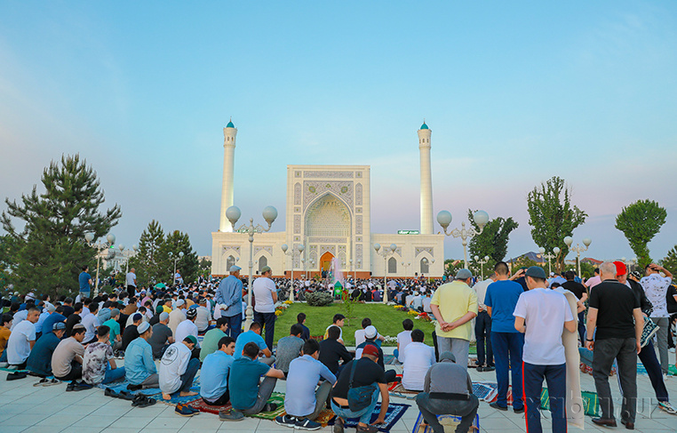 Qurbon hayiti namozini o‘qish vaqtlari e’lon qilindi