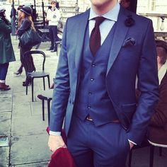 Qizim jinsiy aloqaga tayyor.