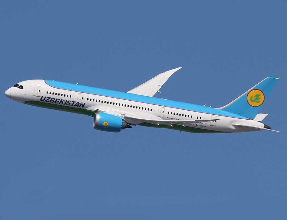 Национальная авиакомпания Узбекистана признана самым пунктуальным авиаперевозчиком