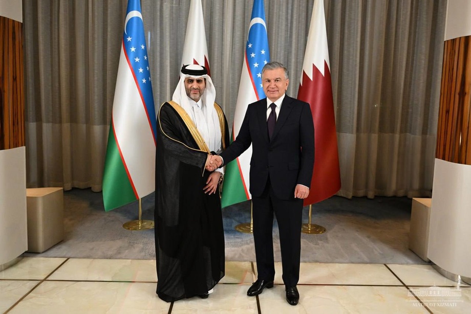 Mirziyoyev qatarlik yirik tadbirkorlar bilan uchrashdi