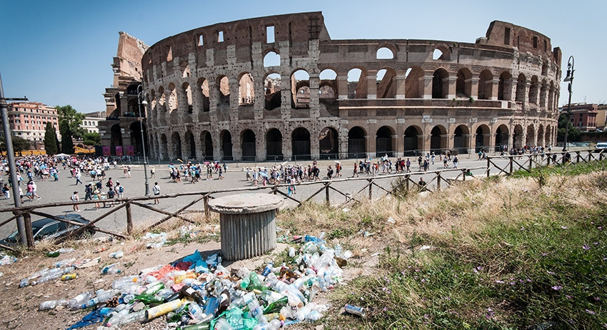 Забастовки против загрязнения города начались в Риме