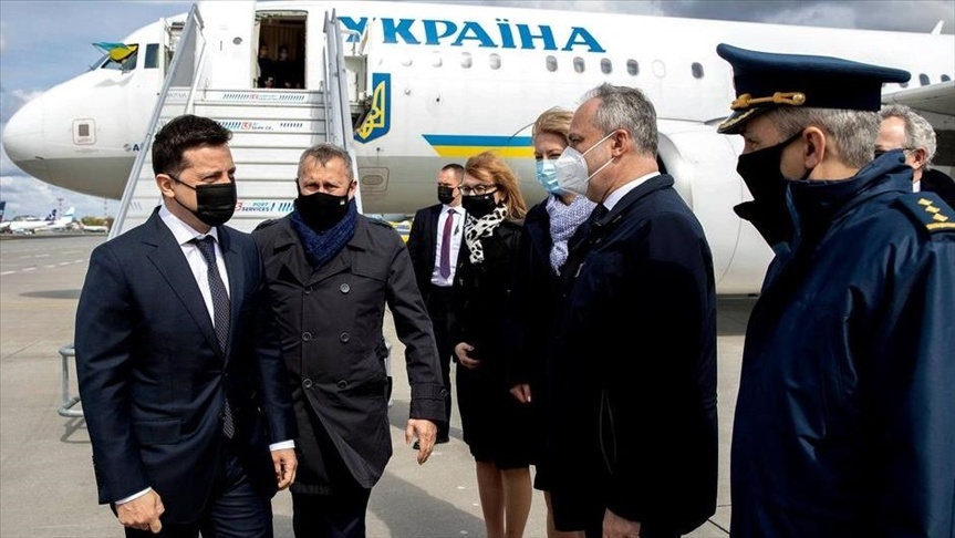 Президент Украины направился с визитом в Польшу