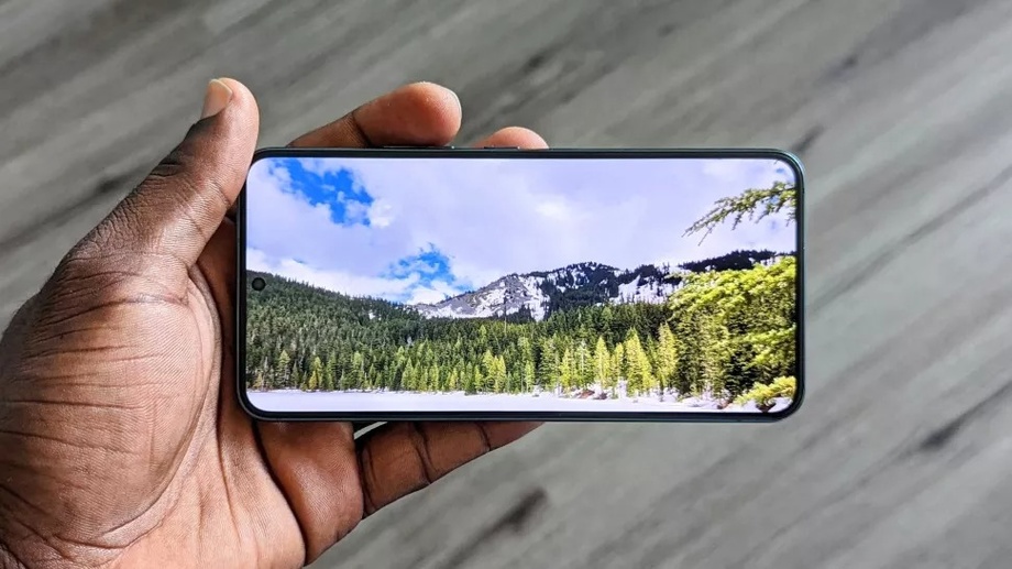 Как на смартфоне Galaxy превратить фотографию в 24-часовое таймлапс видео