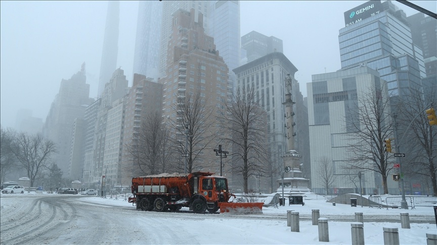 АҚШда салкам ярим миллион киши бўрон сабаб электрсиз қолди