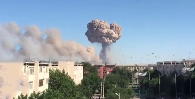 Власти южного Казахстана предупредили жителей о новых взрывах