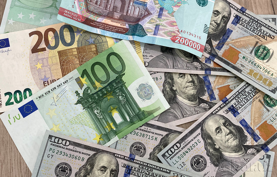 Доллар давомли кўтарилишлардан сўнг пасайди