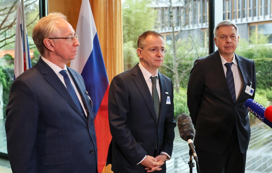 Jenevadagi uch tomonlama uchrashuv «og‘ir, ammo ishchan ruhda» o‘tdi – Medinskiy