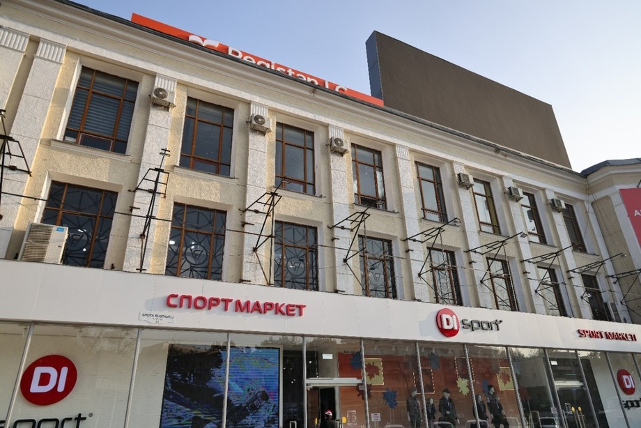 В Узбекистане вывески больше не будут считаться рекламой