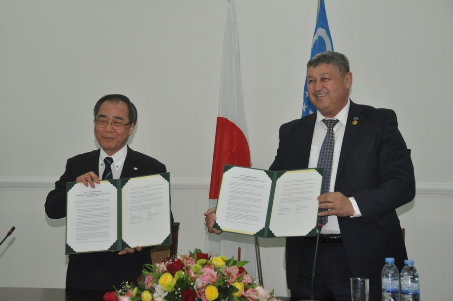 ТДТУ ва Япония университети ўртасида меморандум имзоланди