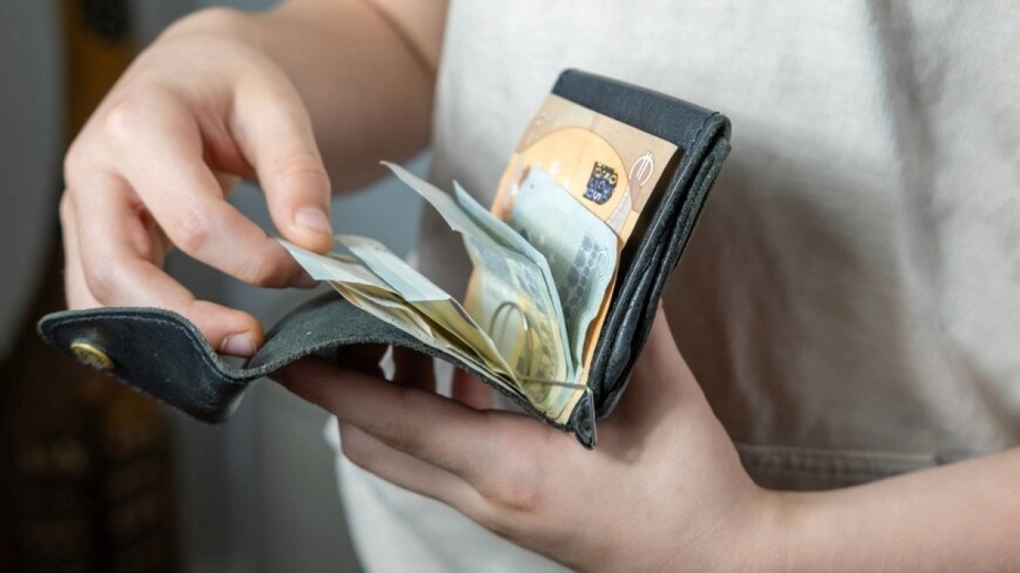 Китаец отыскал свою семью после 34 лет разлуки и разорвал с ней отношения из-за денег