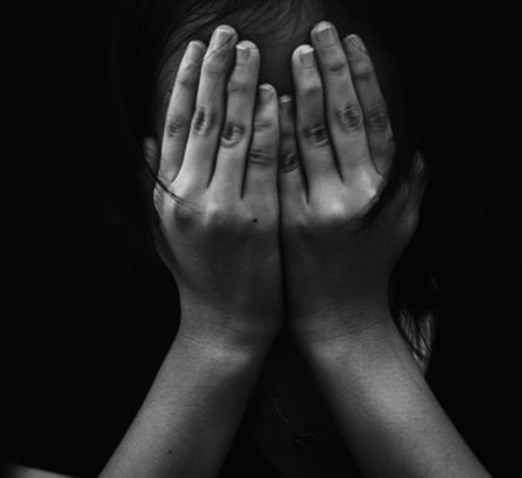 Rus porno surtishdi Ular külotlarini yechmasdan siltanadilar