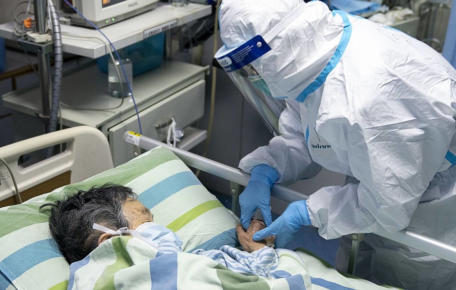 Мутахассис коронавирусни даволашга қанча вақт кетишини маълум қилди