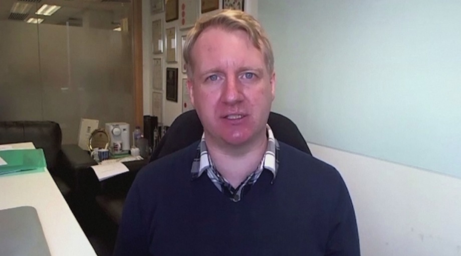 Закрывать границы уже поздно - эксперт о новом штамме коронавируса