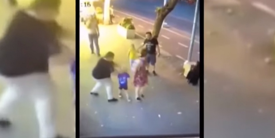 Женщина ударила ребенка ножом в лицо в Тбилиси (ВИДЕО)