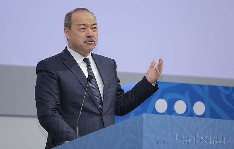 Абдулла Арипов орден билан тақдирланди