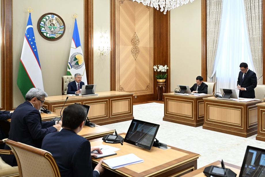 Prezident avtobuslarda harakat xavfsizligi va xizmat madaniyatini kuchaytirish vazifasini qo‘ydi