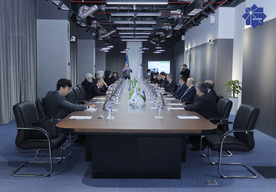 Главы дипмиссий Узбекистана за рубежом ознакомились с деятельностью IT-Парк