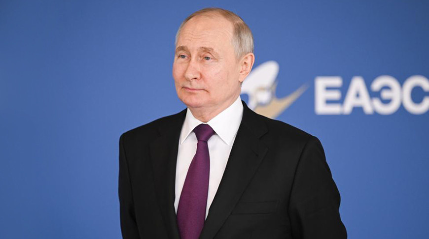 Putin olti yilda qancha pul ishlab topgani ochiqlandi
