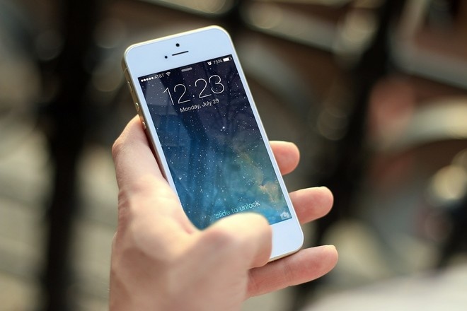 Франция оштрафовала Apple на €25 млн за замедление работы старых iPhone