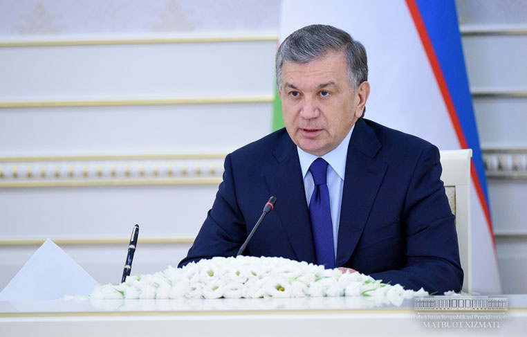 Shavkat Mirziyoyev «O‘zbekiston havo yo‘llari»ni keskin tanqid qildi