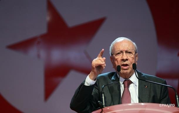 Тунис президенти Бежи Каид ас-Себси вафот этди