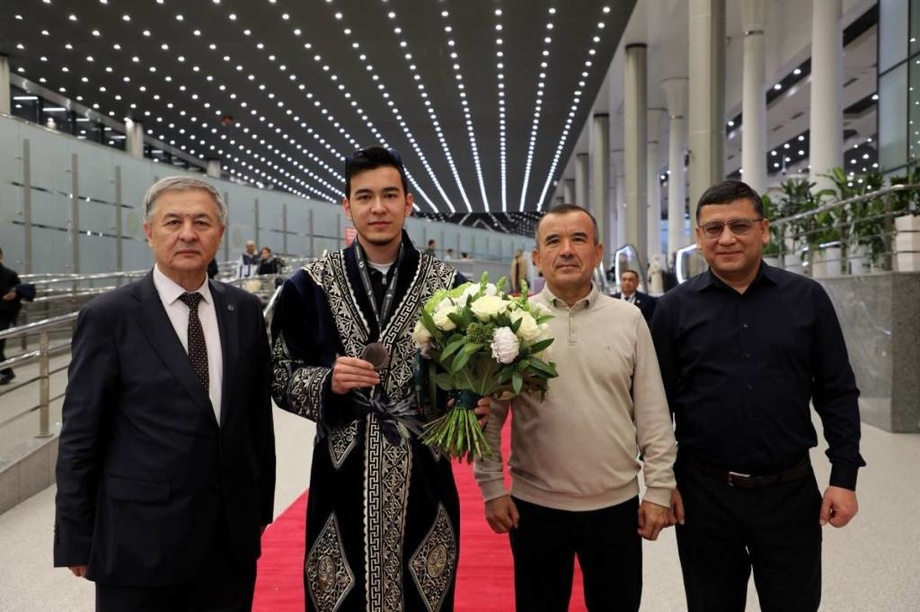 Нодирбек Абдусатторов кутиб олинди