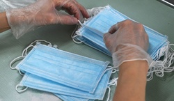 Tibbiy qolqop bilan fetish