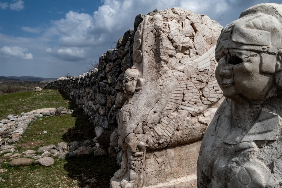 Misr fir’avnlarini qo‘rquvda ushlagan xalq, sirli Xattusa, la’nat, ma’budlar va qudrat — qadimiy sivilizatsiya izlari bo‘ylab sayohat (foto)