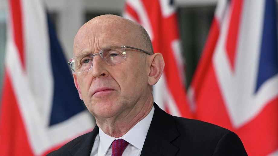 Британияда бош вазирликка яққол даъвогар номи айтилди