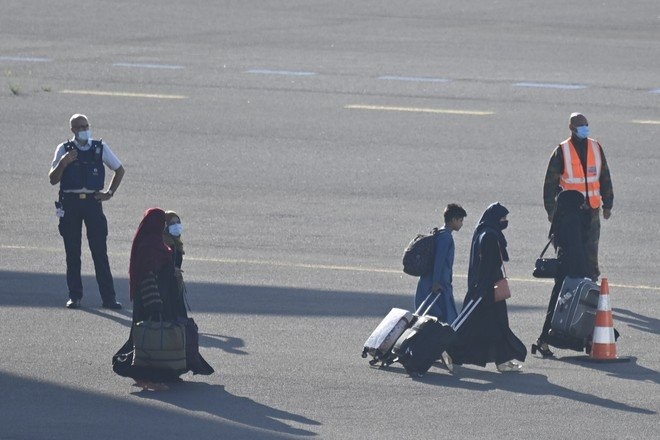 Около тысячи афганцев получили разрешение на въезд в Россию