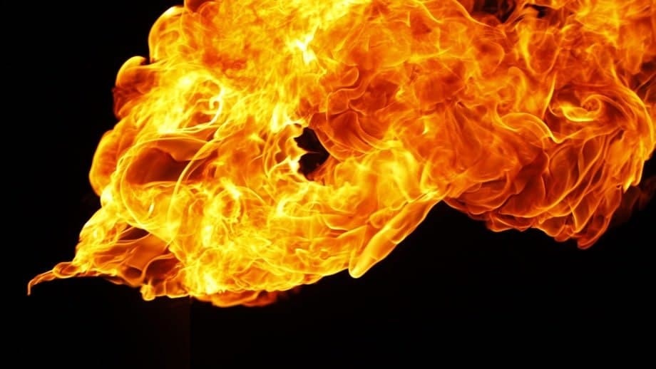 Автобус ичида 40 дан ортиқ одам ёниб кетди — Болгария