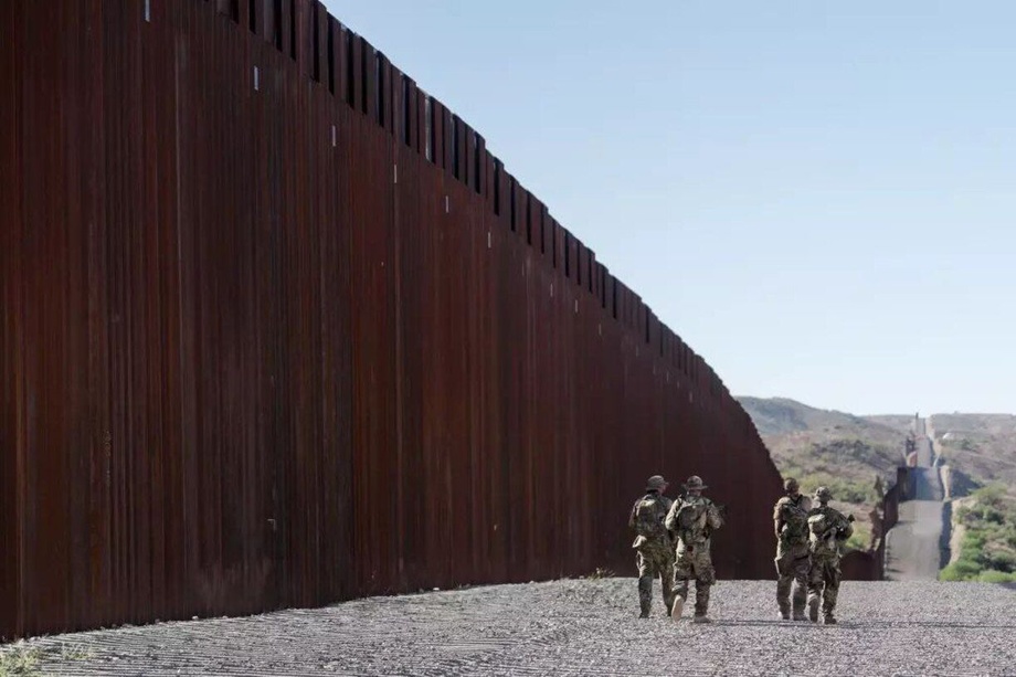 АҚШ чегарасини бузиб киришда тарихий антирекорд қайд этилди