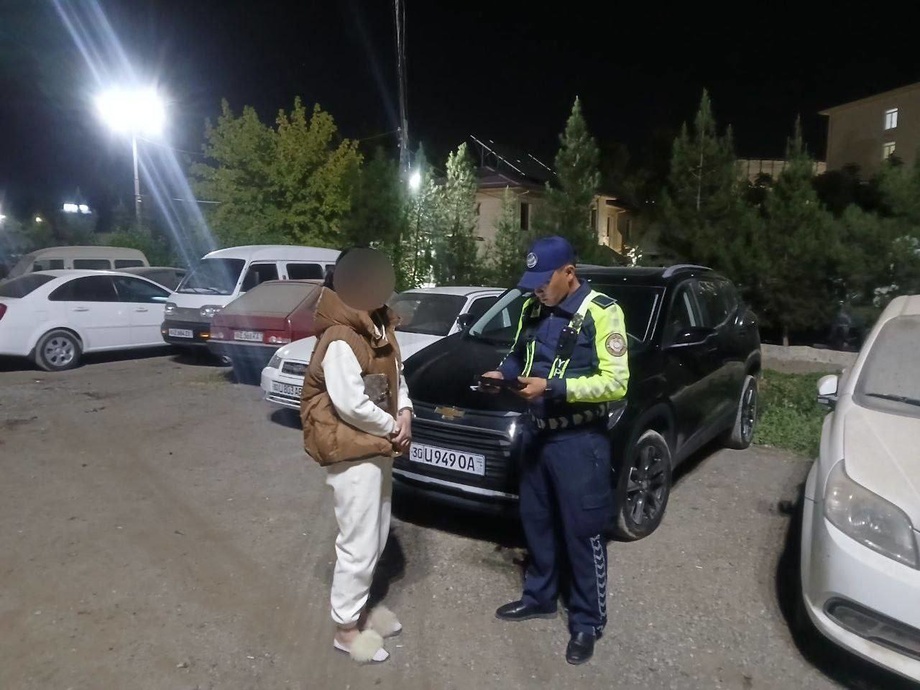 В Самарканде женщина за рулём автомобиля Tracker-2 сбила ученика на пешеходном переходе и скрылась с места происшествия