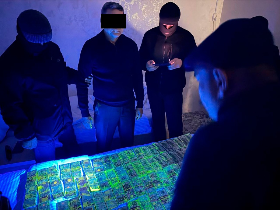 В Бухаре задержан предприниматель, пытавшийся незаконно продать землю за 600 тысяч долларов