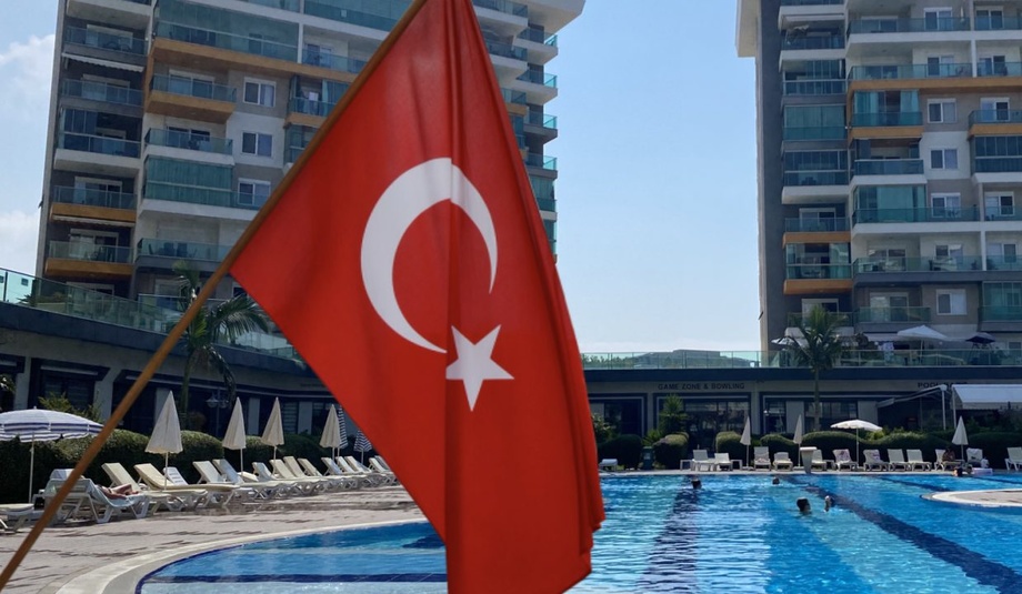 Тузатиш: Туркия меҳнат бозорини «туркий»ларга эмас, хориждаги туркларга очмоқда