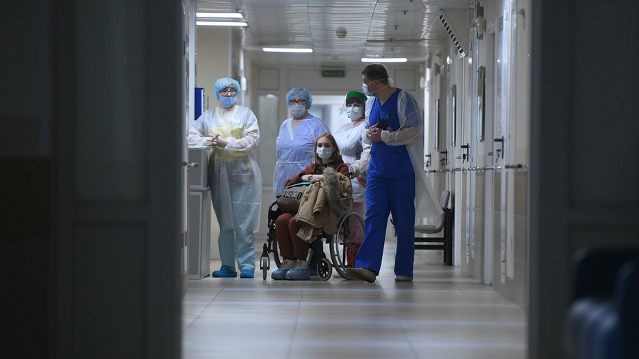 В России выявили 40 993 новых случая коронавируса