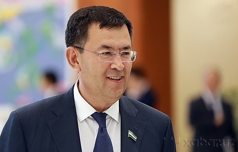 Sirdaryo hokimi Erkinjon Turdimov: rahbarlar to‘y va marosimlarda ortiqcha dabdabaga yo‘l qo‘ymasligi shart