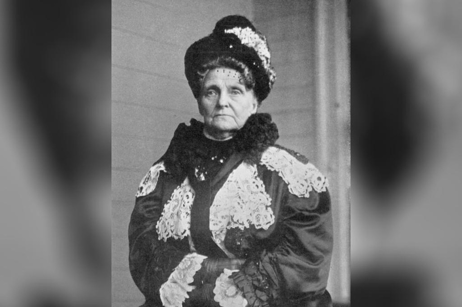 Qul kulgili jinsiy aloqa Kastratsiya qilingan transseksual vk