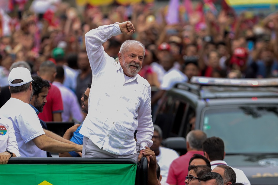 Бразилияда кучли интрига ортидан янги президент сайланди