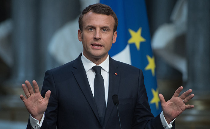 Франция президенти: «ИШИД тор-мор этилса ҳам, АҚШ ва иттифоқчилари Сурияда қолиши керак»