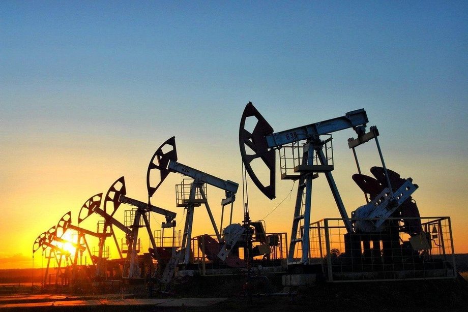 Кувейт продлил добровольное сокращение добычи нефти